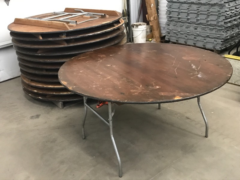 lot 15 image: Lot Of (6) Heavy Duty 60 Folding P...