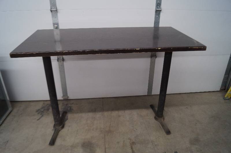 Bar Table