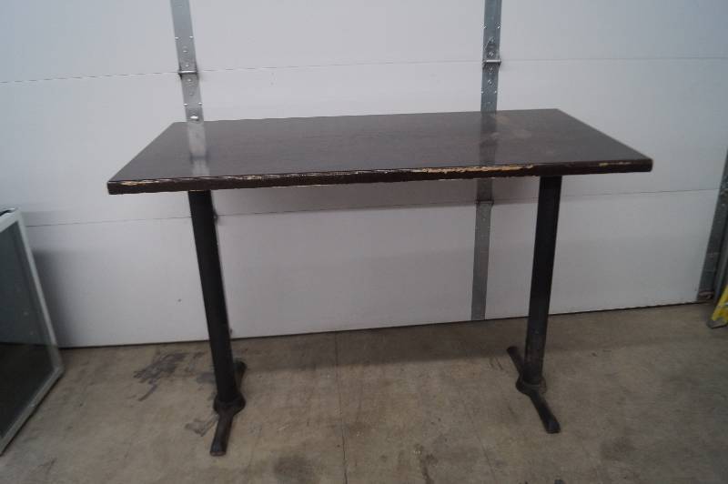 Bar Table