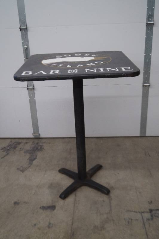 Bar Table