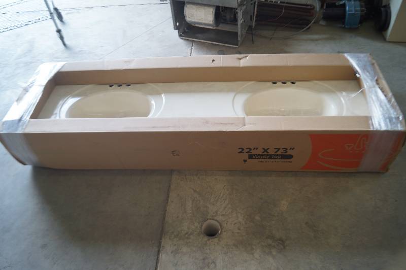 Vanity Top w 2 Sinks