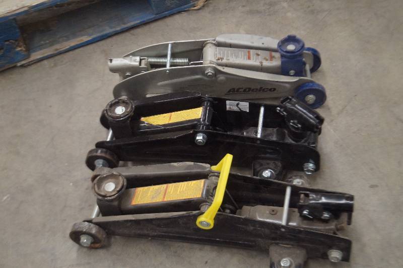 Floor Jacks