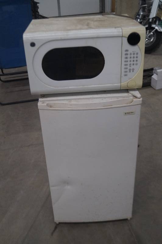 Mini Fridge