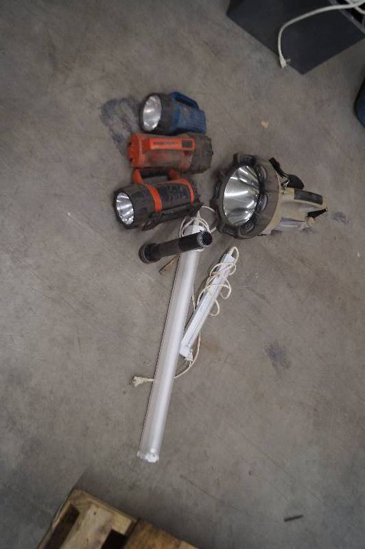 Work Lights & Flashlights