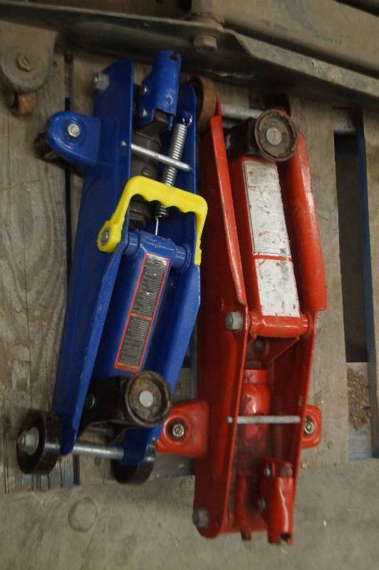 Floor Jacks