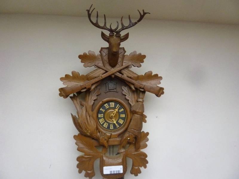 lot 2 image: Vintage Cuckoo Clock