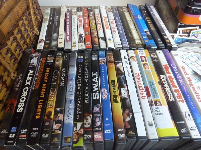 lot 14 image: Large DVD Movie Lot