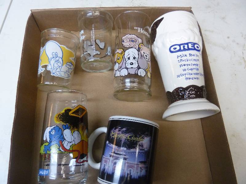 lot 20 image: Collectible Glass and More