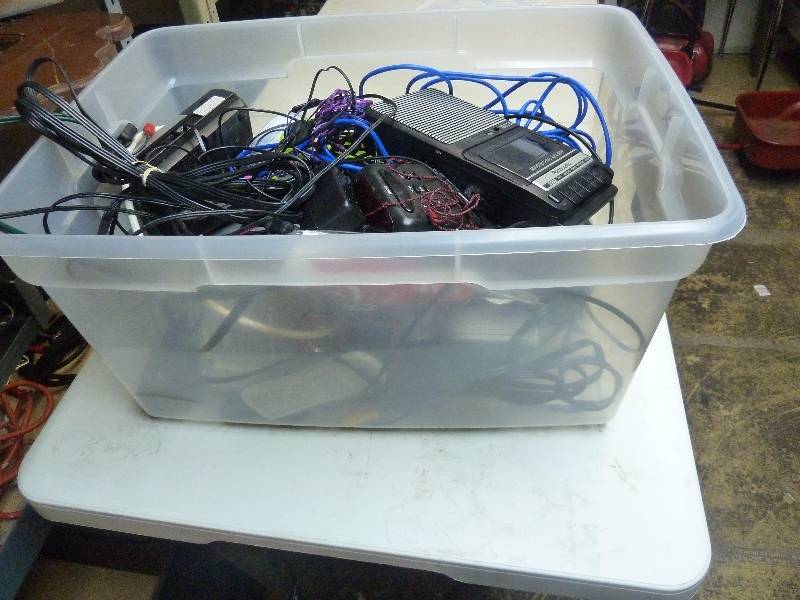 lot 43 image: Cords and More Lot