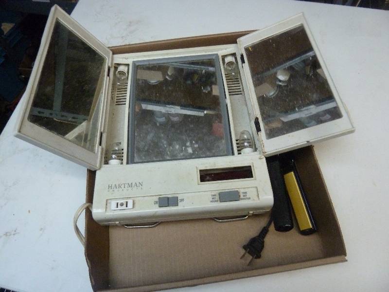 lot 106 image: Hair CareMake-Up Lot