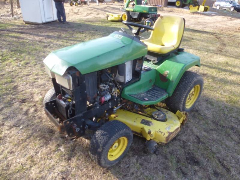 lot 9 image: John Deere 445 AWS Lawn Tractor