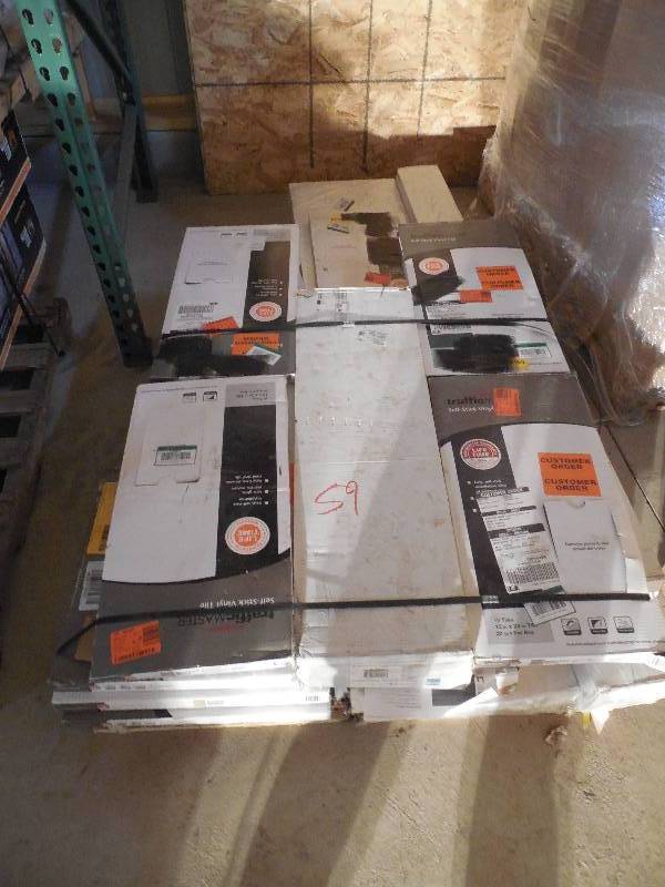 lot 59 image: PALLET LOT OF VINYL FLOORING
