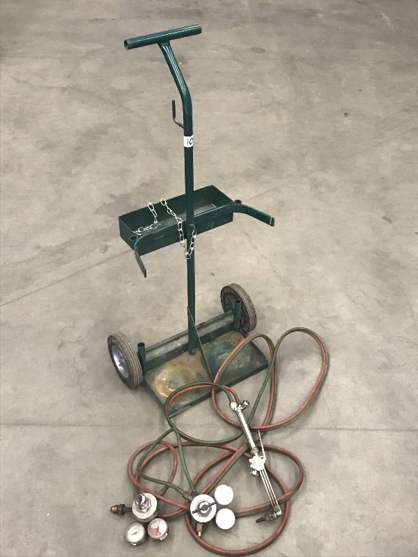 lot 10 image: Torch Cart With Oxi-Acetylene Hoses...