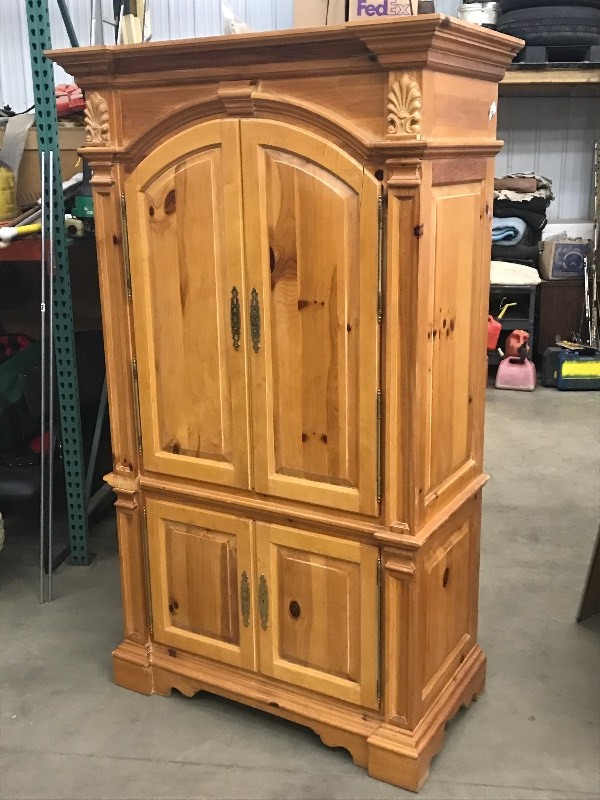 lot 16 image: 7ft Wooden Entertainment Cabinet, N...