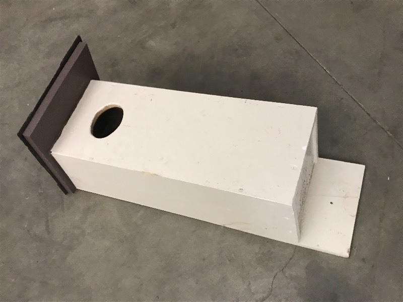 lot 73 image: Homemade Wood Duck House With Beddi...