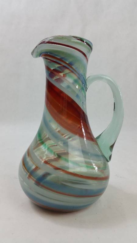 lot 59 image: Mismatch Set of Glasses and Mugs