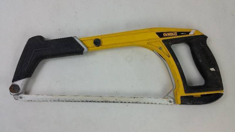 lot 88 image: Dewalt Hand Saw - DWHT20517