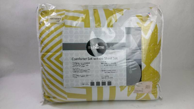lot 8 image: Alcove Phoenix Comforter Set  Free Sheet Set - Twin