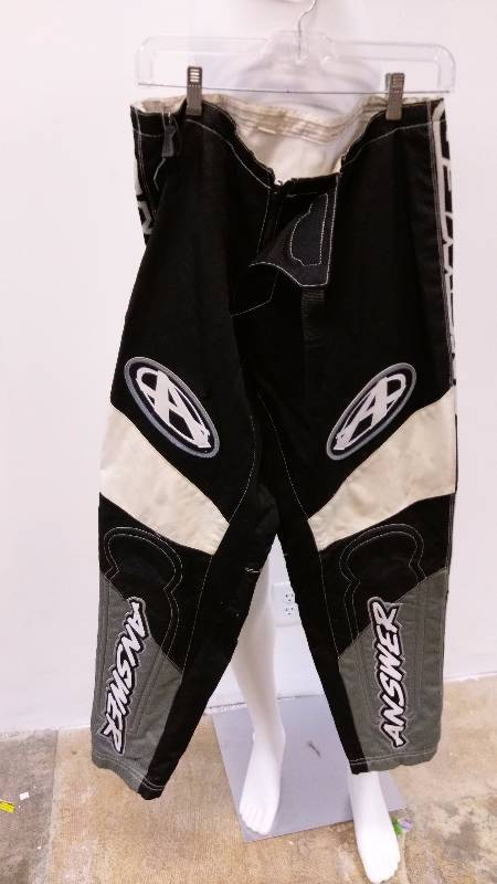 lot 39 image: Answer Box Team 2 MotocrossBmx Pants