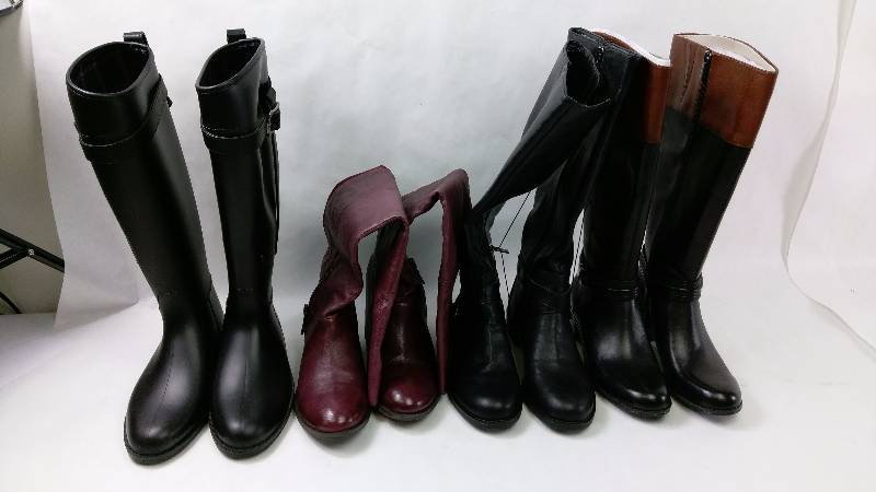lot 55 image: Lot of 4 Pairs of Boots Size 7
