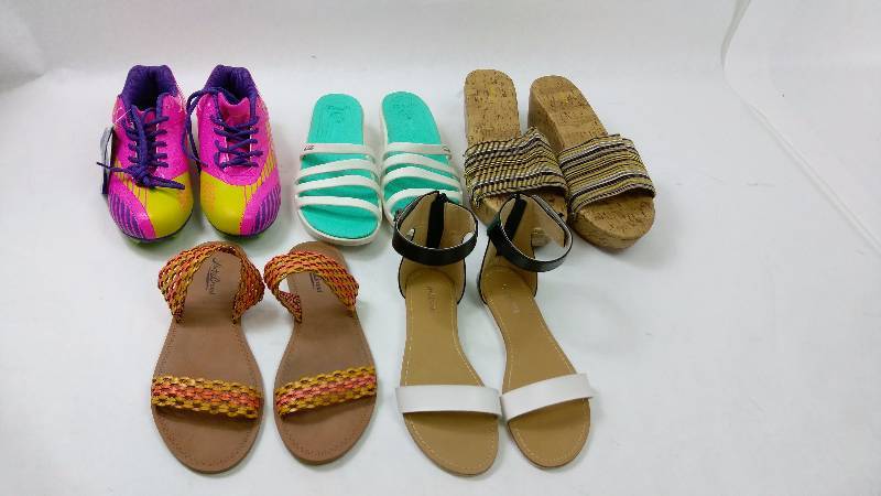 lot 58 image: Lot of 5 Womens Sandals & Shoes