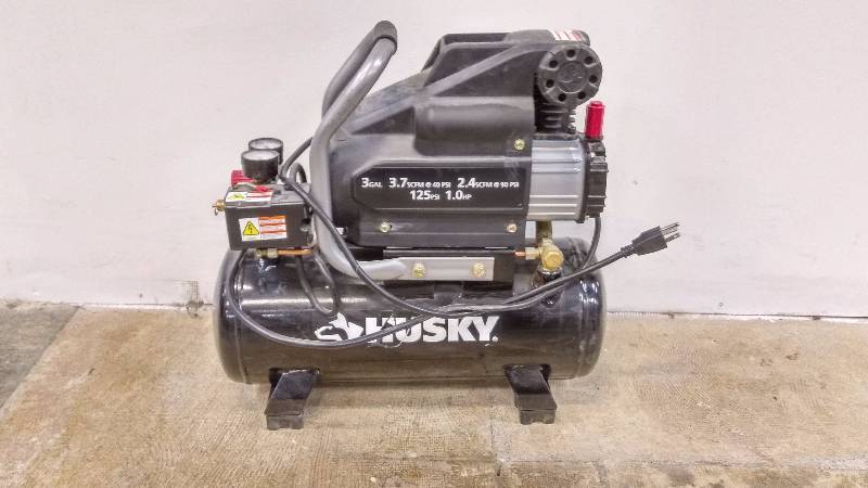 lot 85 image: For Parts Husky Compressor