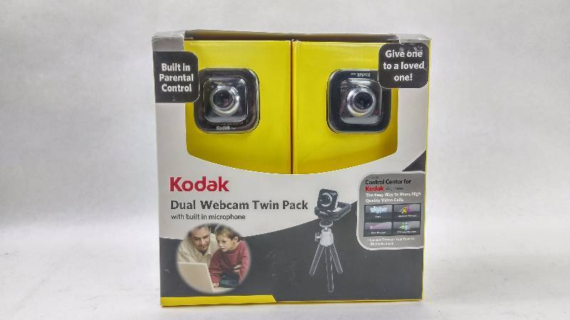 lot 100 image: Kodak Dual Webcam Twin Pack