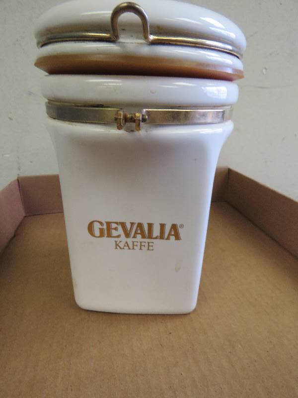 Gavalia Container