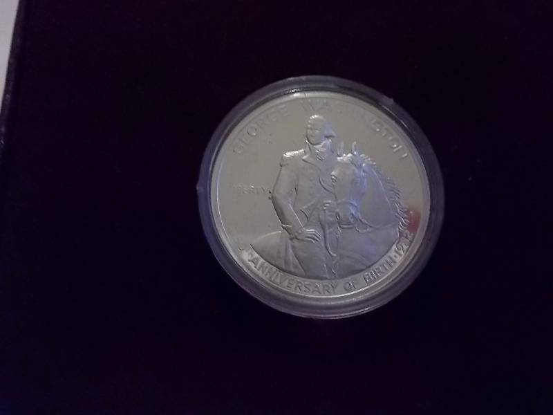 George Washington 250th Anniversary Commemorative Half Dollar 99.93 Fine Silver Unc 12 Oz. In Air Tight Capsule In Original Packaging