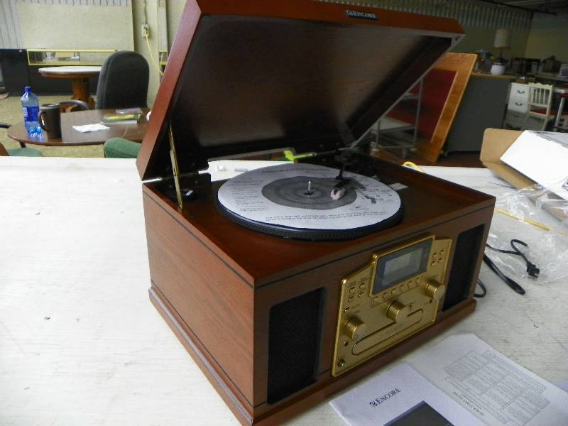 Encore Tech Nostalgic StereoRecord player