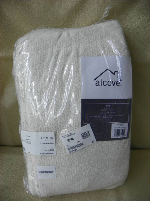 Alcove 5x6 Rug Cream