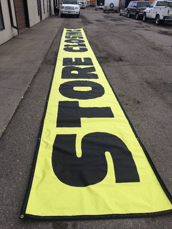 Store Closing Banner