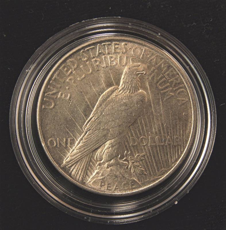 1922 PEACE SILVER DOLLAR UNC IN AIRTITE HOLDER