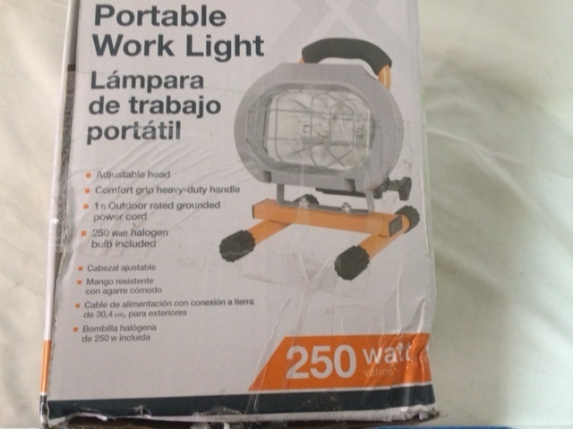 lot 26 image: HDX Work Light