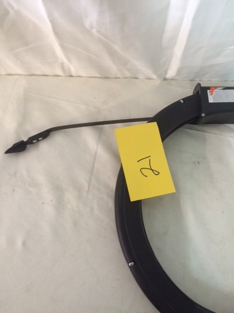 lot 21 image: 30 Easy Extender,
