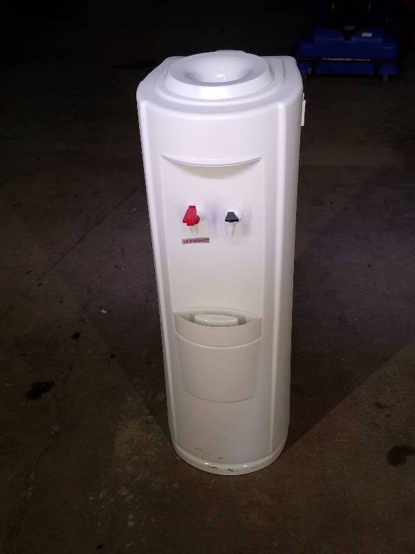 Water Dispenser