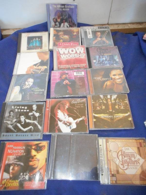 16 CDS