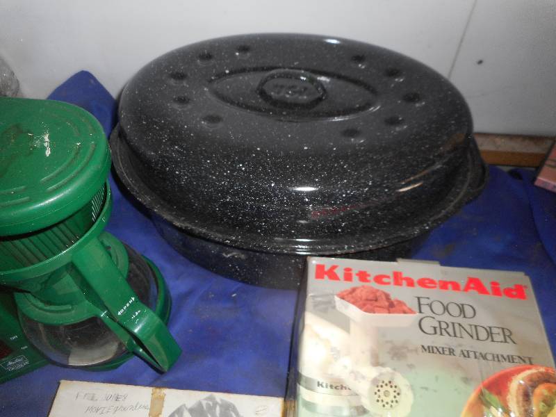 KITCHEN WARE