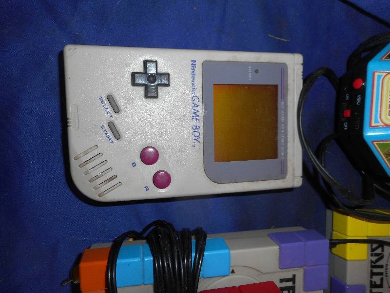 COLLECTIBLE VIDIO GAMES
