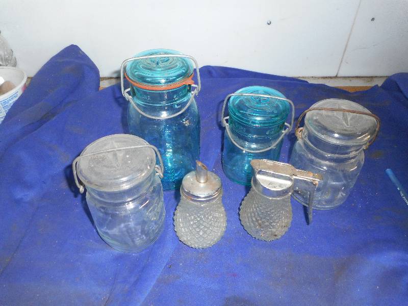 VINTAGE JARS