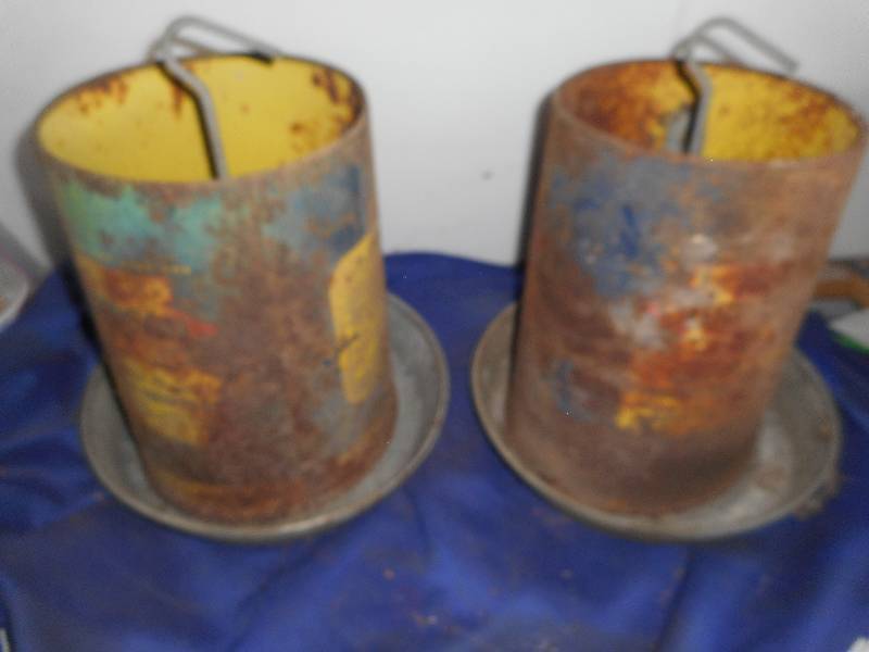 2 Vintage Hudson Poultry Chicken Feeders Vintage Household K Bid