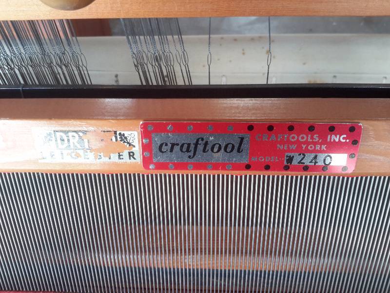 DRYAD 2 Shaft Table loom.. Excellent shape and works well.