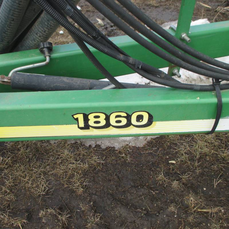 2001 42 1860 John Deer Air Seeder wJohn Deer 1900 Commodity  Cart
