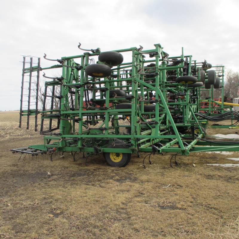 John Deer 980 53 Field Cultivator wHarrow