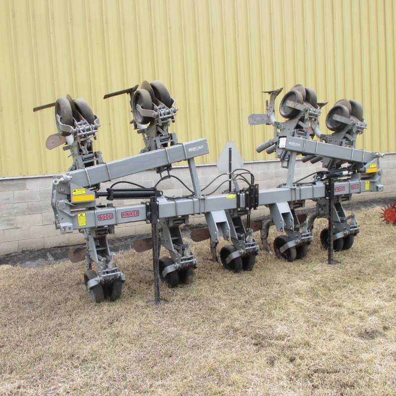 30 Hinker 6000 Cultivator