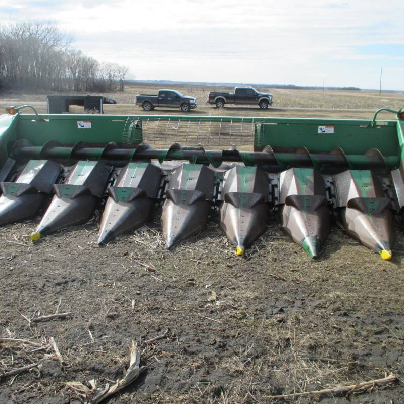 John Deer 843 Corn Head