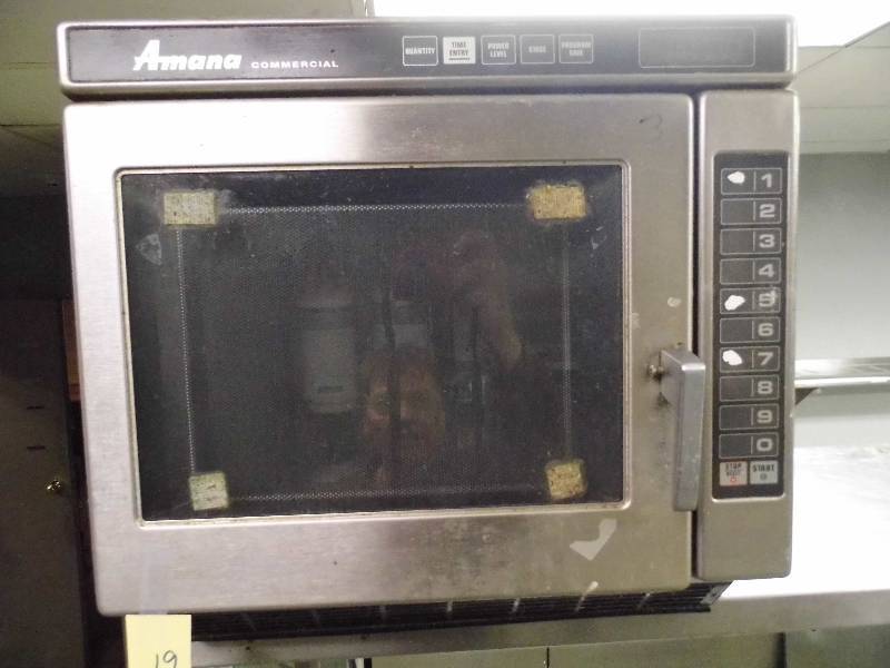 lot 19 image: Amana Commercial Microwave