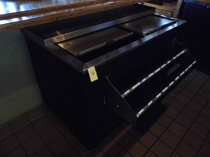 lot 76 image: Cooler w Rails