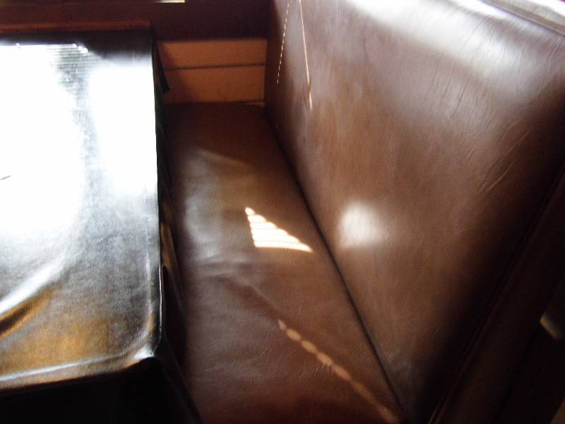 lot 135 image: Single Booth - Large