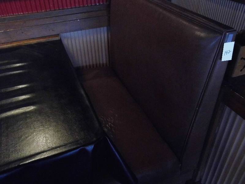 lot 142 image: Single Booth - Small